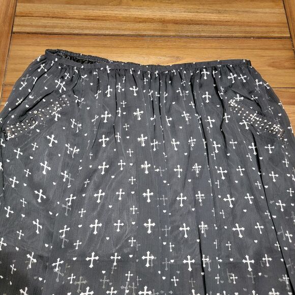 Flutterbye Full Sheer Black Cross Skirt w/ Pockets - Size 3X - Picture 2 of 6